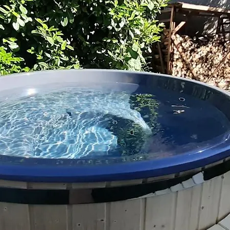 Padlaskincsek Muskatlis Vendeghaz 瑙吉伯尔热尼