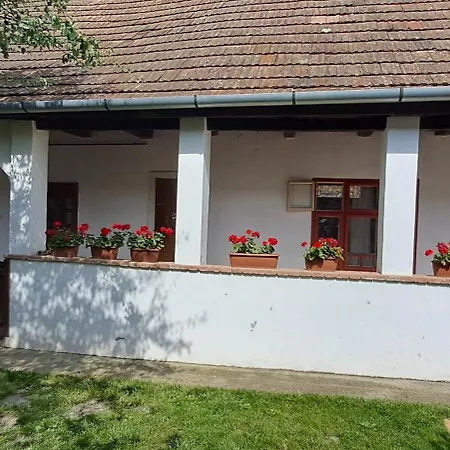 Padláskincsek Muskátlis Casa de Férias Nagyborzsony